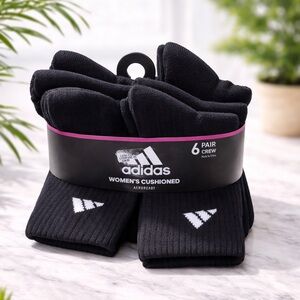 Adidas Women’s Crew Socks NEW!